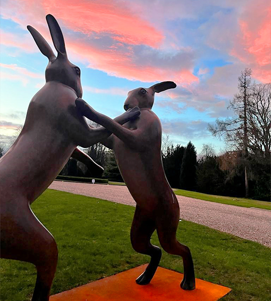 Statue of hares boxing